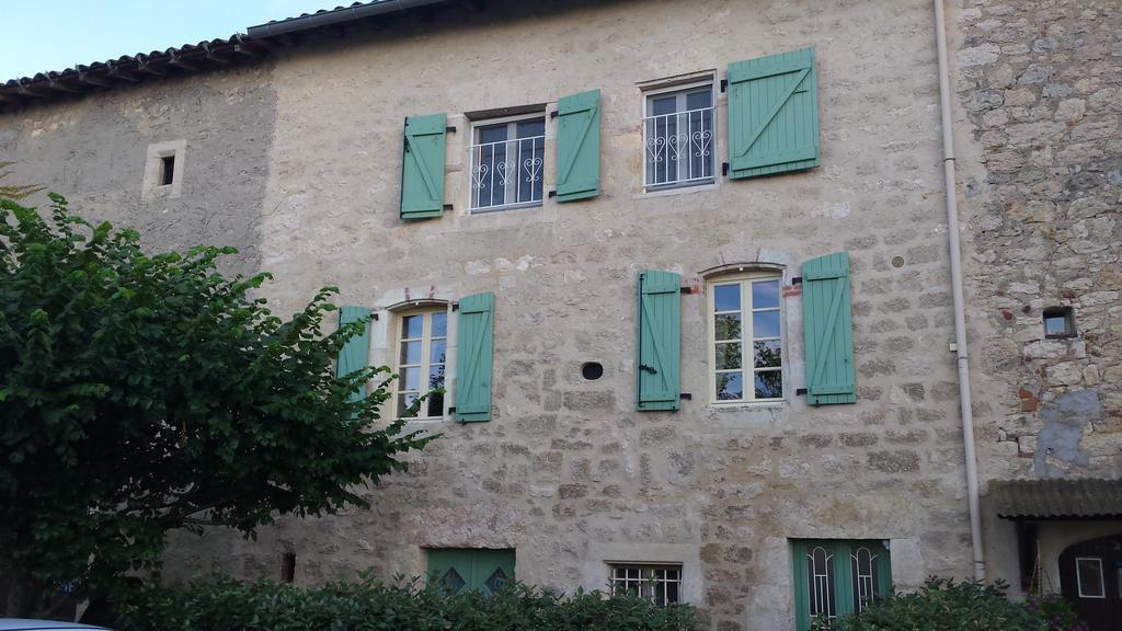La Maison De Chloe Senouillac Habitación foto